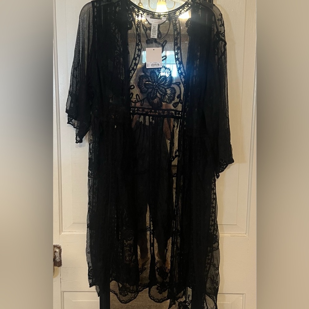 Elegant Sheer Lace Kimono / Duster Black